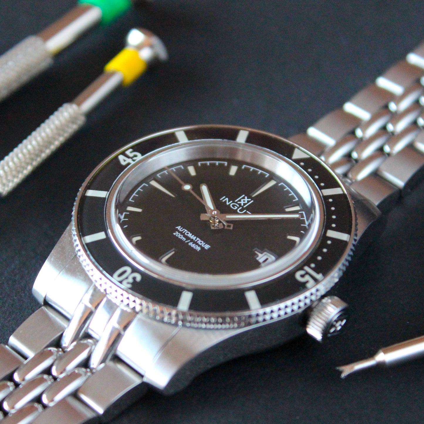 Inguz La Teignouse cadran sandwich noir bracelet acier
