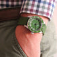 Montre Inguz La Teignouse cadran vert bracelet caoutchouc portée