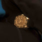 Montre Inguz La Teignouse cadran sandwich noir bracelet caoutchouc sur combinaison de plongée